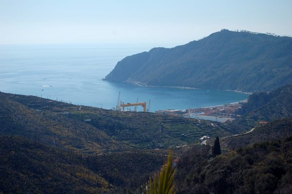 Panorama dall'alto: tra Sestri Levante e Riva Trigoso.