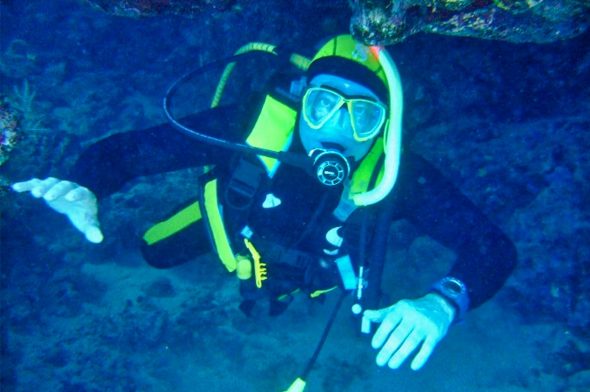 Un subacqueo in immersione